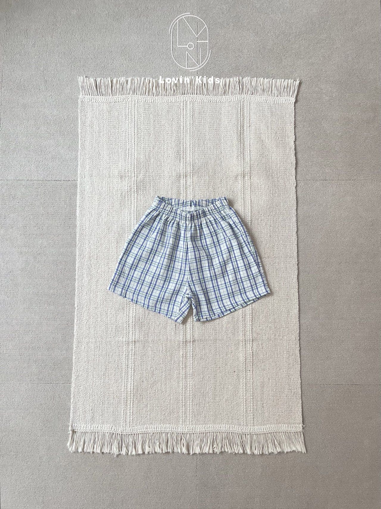 Lovin' - Check Shorts